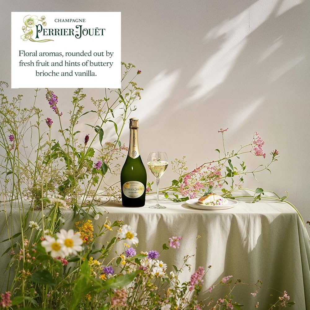 Perrier-Jouët Grand Brut Champagne, 75 cl with 2 flutes