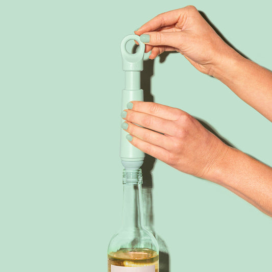 Vacu Vin Loop Wine Saver - Jade